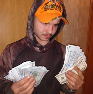 Meet your Posher, Daniel